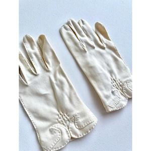 Vintage 1950s 60s Kayser White Cream Wrist Gloves